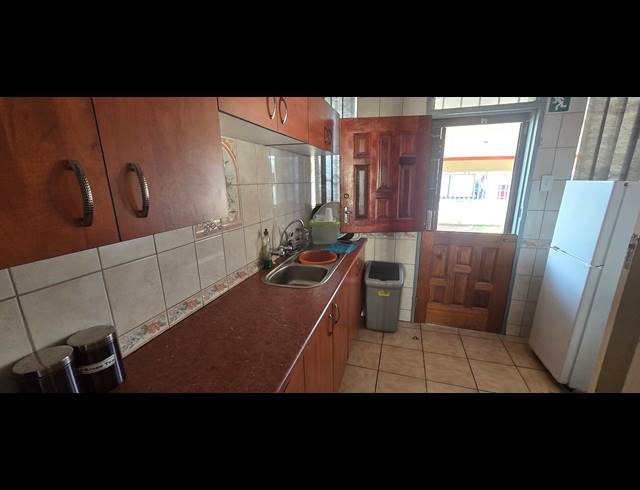 402M² OFFICE FOR SALE IN POLOKWANE CENTRAL